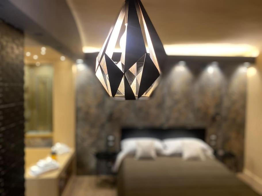 Montesantogroup Suite House Nel Centro Di Napoli Bagian luar foto
