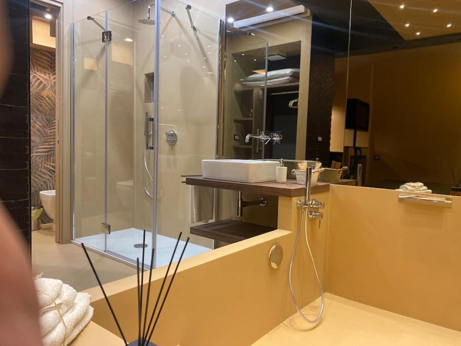 Montesantogroup Suite House Nel Centro Di Napoli Bagian luar foto